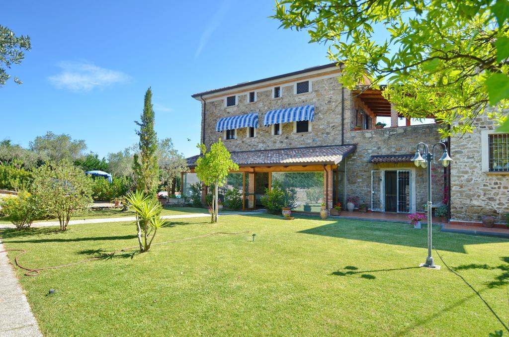 Casa Vacanze Il Cenito กัสเตลลาบาเต ภายนอก รูปภาพ