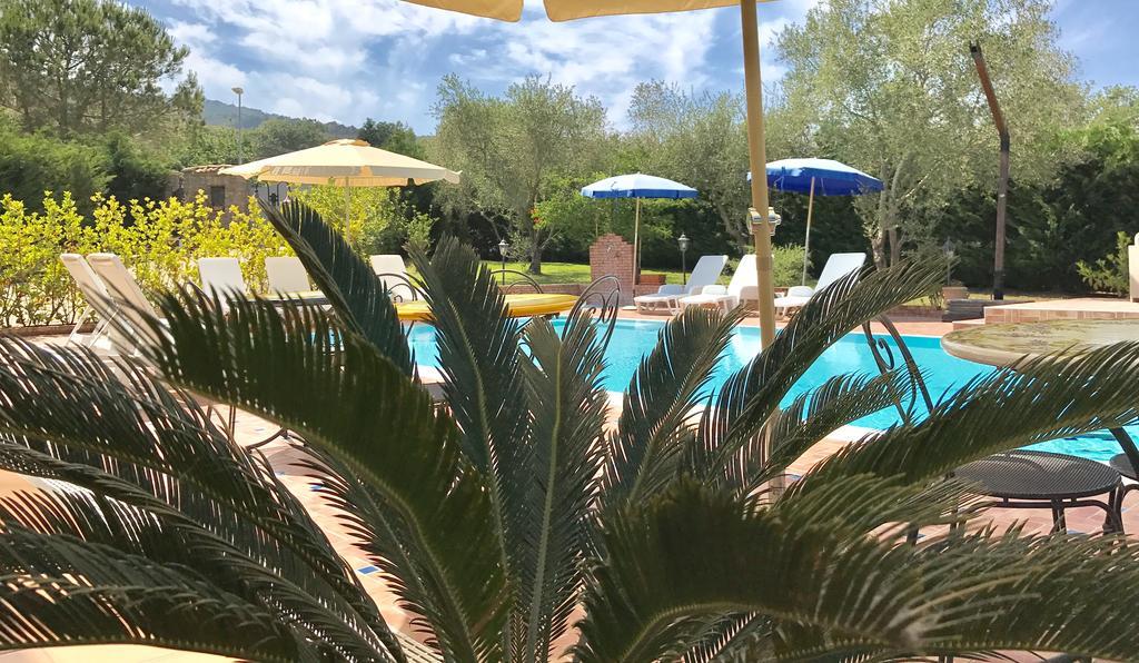 Casa Vacanze Il Cenito กัสเตลลาบาเต ภายนอก รูปภาพ
