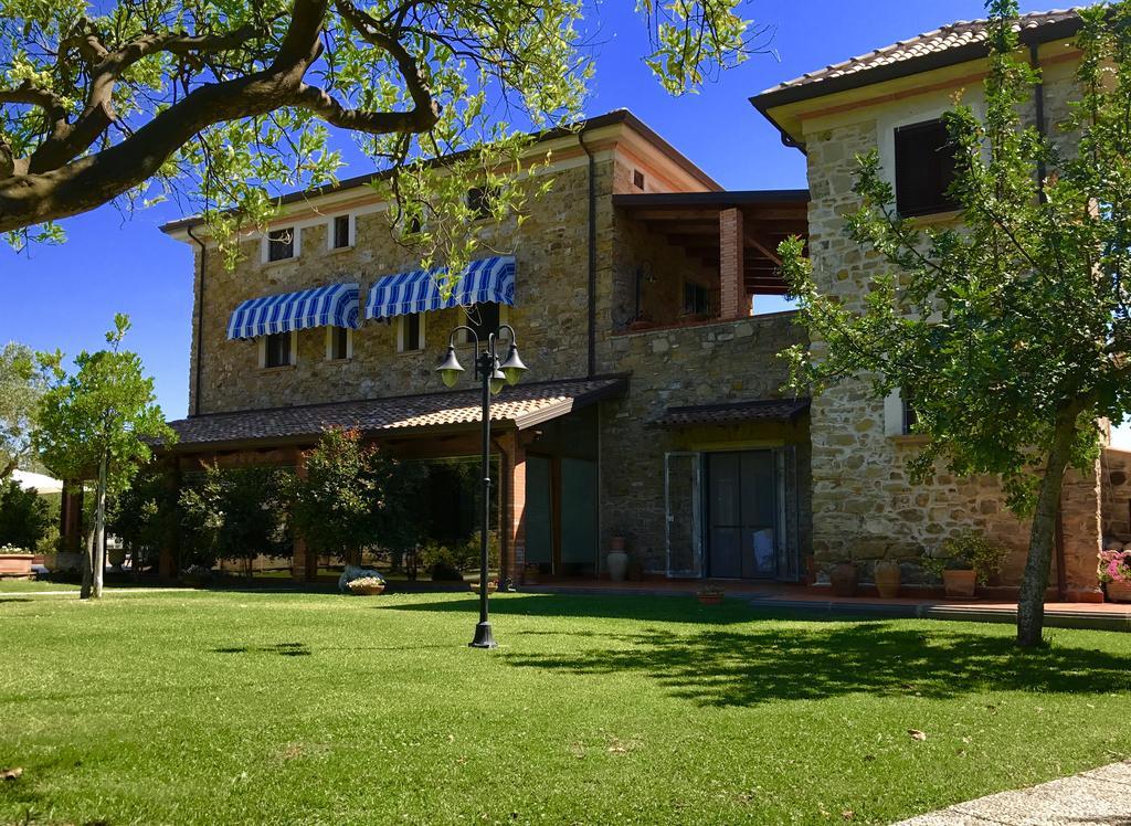 Casa Vacanze Il Cenito กัสเตลลาบาเต ภายนอก รูปภาพ